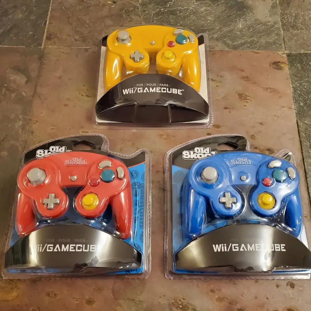 3 Gamecube Controllers - 3 Colors Bundle (NEW) - Red Blue Orange - Nintendo